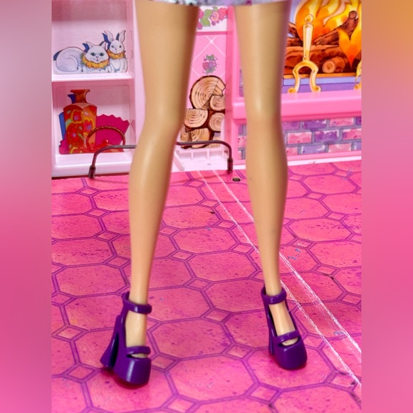 Barbie Fashion Show Barbie Glam Rocker Doll 2004 - Picture 4 of 8